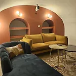 Elegante Maison Amienoise - Proche Gare, Home-cinema, 3 Doubles, 1 Familiale Avec Jacuzzi Privatif - La Maison Des Petits Sablon Amiens