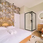 Elegante Maison Amienoise - Proche Gare, Home-cinema, 3 Doubles, 1 Familiale Avec Jacuzzi Privatif - La Maison Des Petits Sablon Amiens
