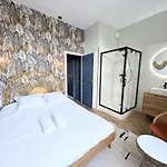 Elegante Maison Amienoise - Proche Gare, Home-cinema, 3 Doubles, 1 Familiale Avec Jacuzzi Privatif - La Maison Des Petits Sablon Amiens