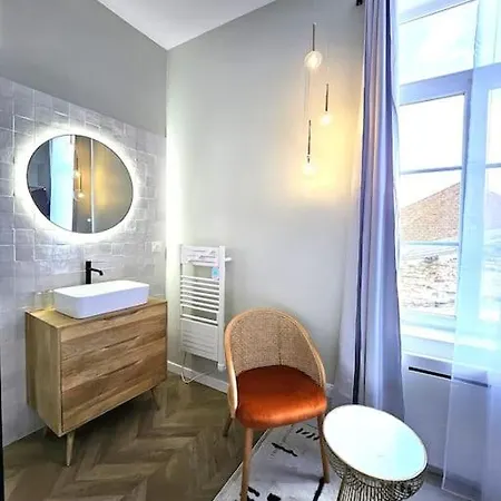 Elegante Maison Amienoise - Proche Gare, Home-cinema, 3 Doubles, 1 Familiale Avec Jacuzzi Privatif - La Maison Des Petits Sablon Amiens