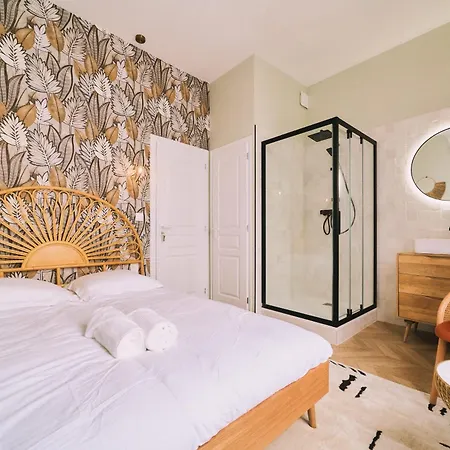 Elegante Maison Amienoise - Proche Gare, Home-cinema, 3 Doubles, 1 Familiale Avec Jacuzzi Privatif - La Maison Des Petits Sablon Amiens