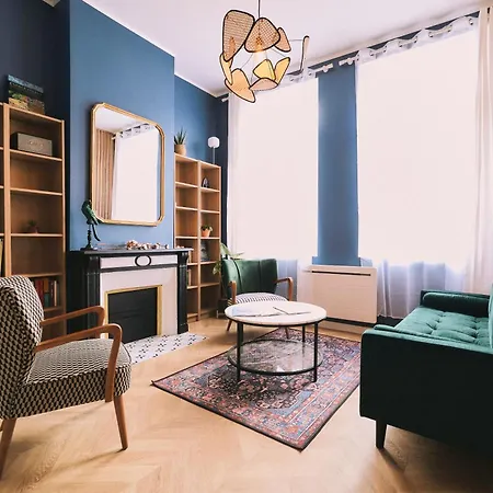 Elegante Maison Amienoise - Proche Gare, Home-cinema, 3 Doubles, 1 Familiale Avec Jacuzzi Privatif - La Maison Des Petits Sablon Penzion Amiens